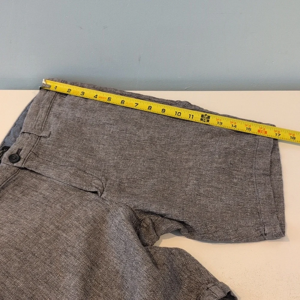 Banana Republic Men's 33 x 8.5 Linen Cotton Blend Aiden Short